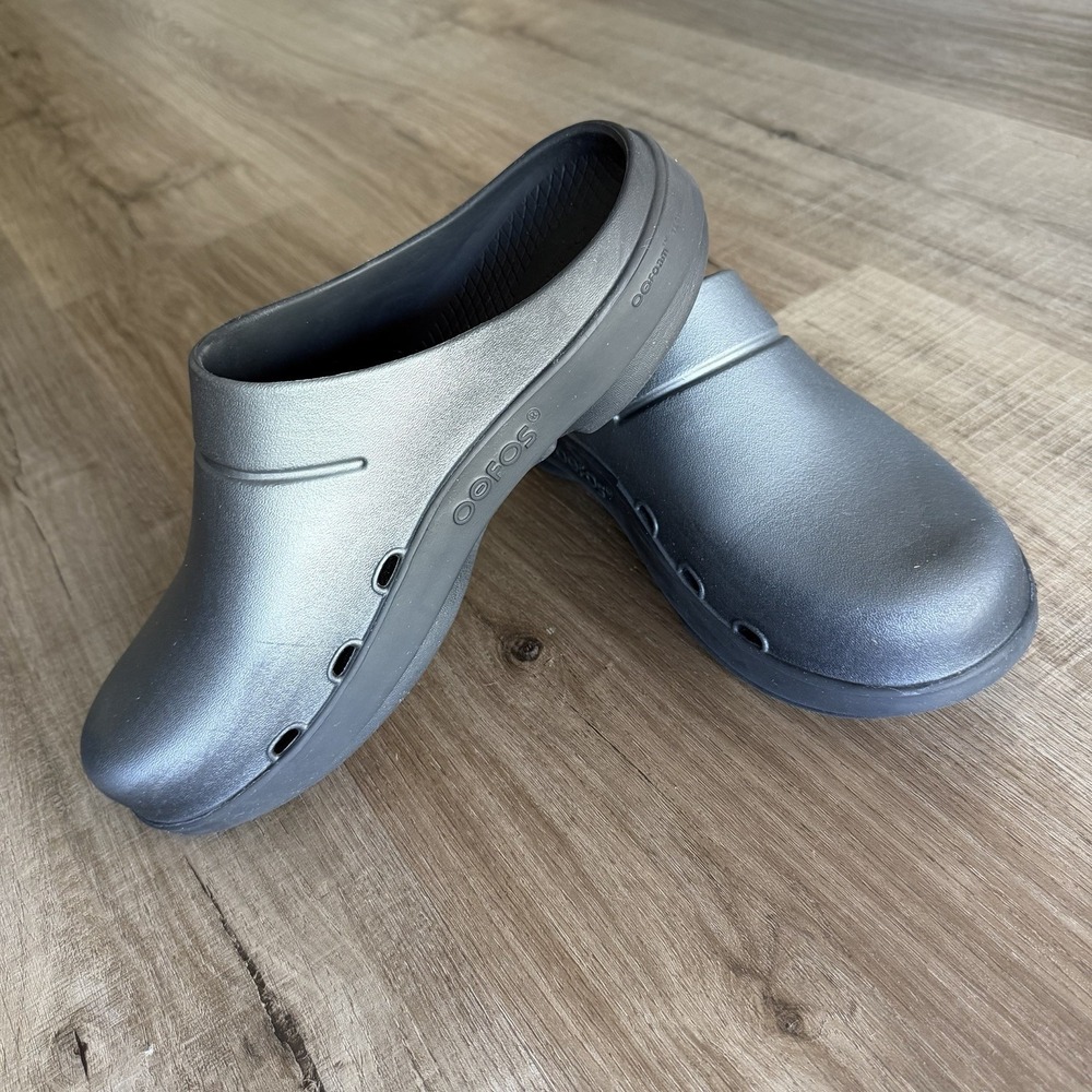 OOFOS OOcloog Women's Black/Silver Comfort Cushioned Lightweight Clog US 12 EU43